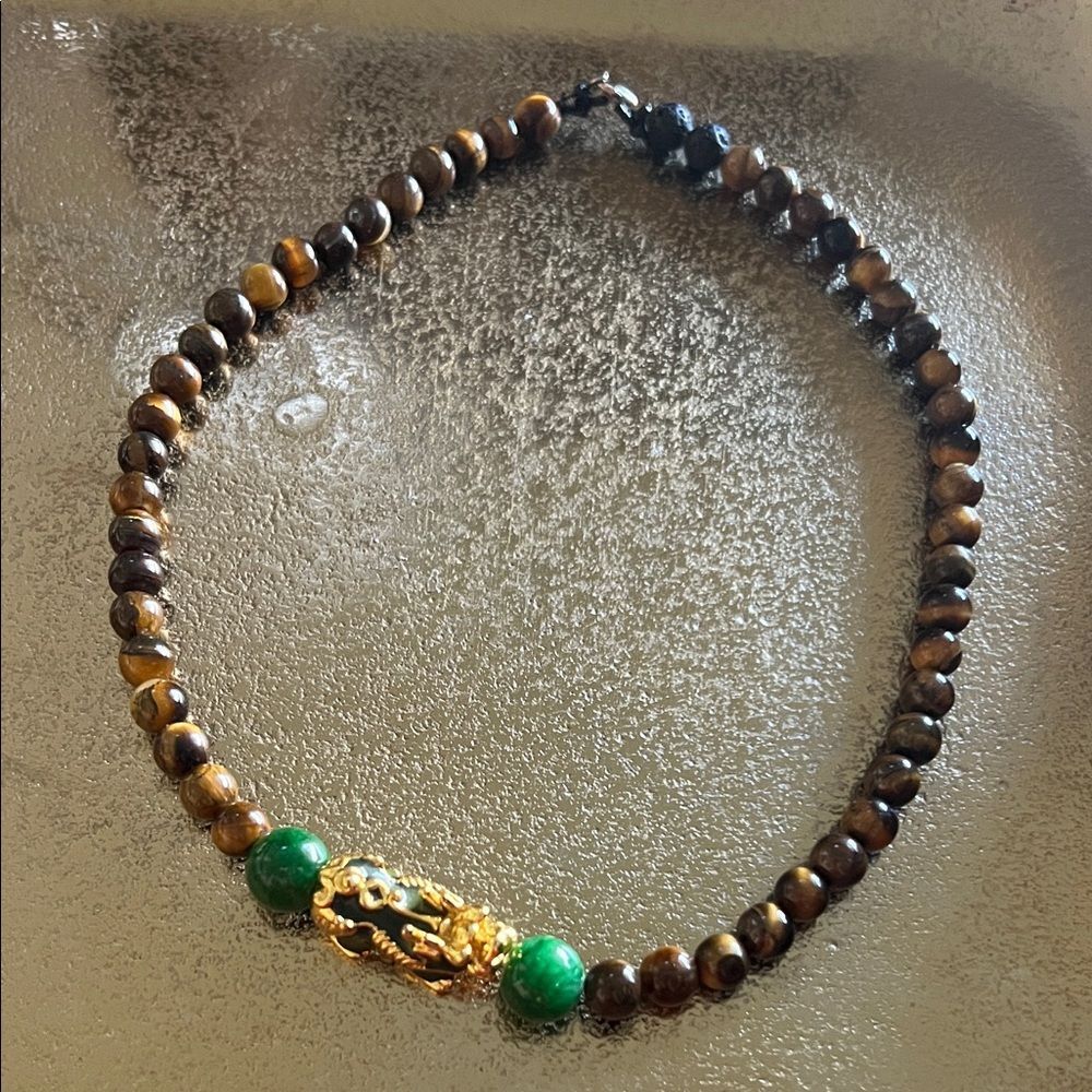 1186*18’ Tiger Eye Gemstone Beads Necklace / gold plated Green Dragon Pendant . - Picture 2 of 4